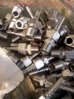 液壓膠管與金屬軟管接頭現(xiàn)貨直供 景縣張猛數(shù)控車床加工處的專業(yè)優(yōu)勢